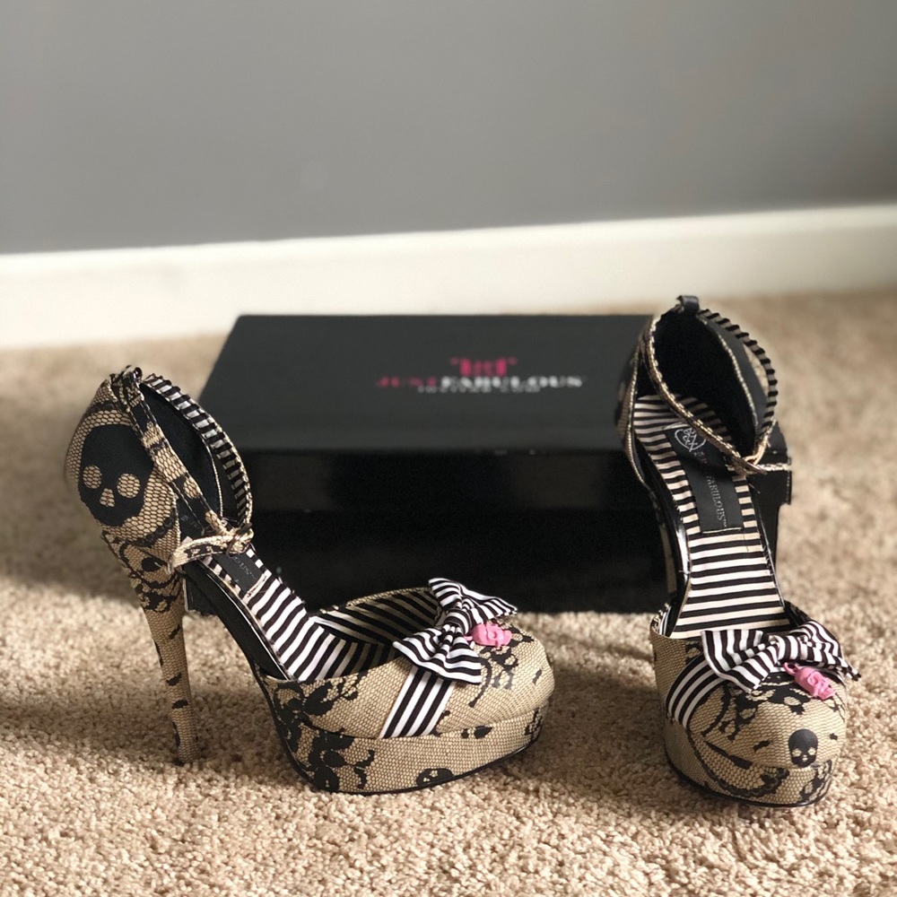 Just fabulous skulls heels 💀